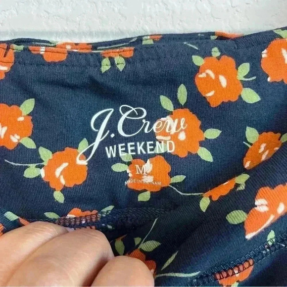 J.Crew Women’s Weekend 7/8 high-rise leggings in Navy‎ and Poppy Fields Size M - Picture 6 of 10